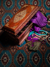 Load image into Gallery viewer, Oyster Inlaid Jewellery Chest - The Verasaa Collections