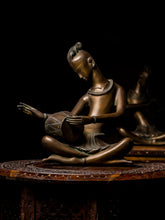 Load image into Gallery viewer, Dhol Sangeetakaar - The Verasaa Collections
