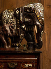 Load image into Gallery viewer, Oyster Inlay Elephas - The Verasaa Collections