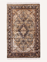 Load image into Gallery viewer, Zinnia Kashan Vintage Rug - The Verasaa Collections