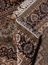 Load image into Gallery viewer, Zinnia Kashan Vintage Rug - The Verasaa Collections