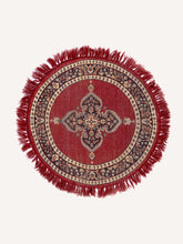 Load image into Gallery viewer, Rose I Kashan Vintage Round Rug - The Verasaa Collections