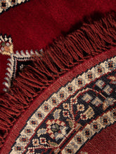 Load image into Gallery viewer, Rose I Kashan Vintage Round Rug - The Verasaa Collections