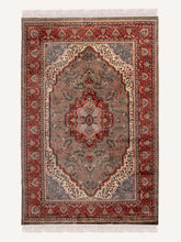 Load image into Gallery viewer, Calla Kashan Vintage Rug - The Verasaa Collections