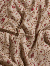 Load image into Gallery viewer, Beige Angelonia Jaali Kashmiri Pashmina Stole - The Verasaa Collections