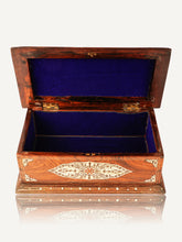 Load image into Gallery viewer, Oyster Inlaid Jewellery Chest - The Verasaa Collections
